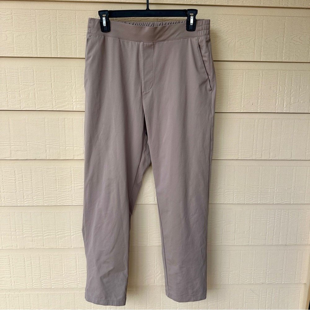 Uniqlo Women’s Airism Athlethic Pant